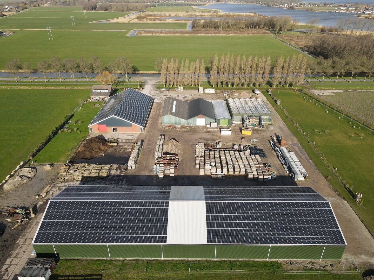 gerealiseerde agrarische zonnepaneleninstallatie van PV-Projecten